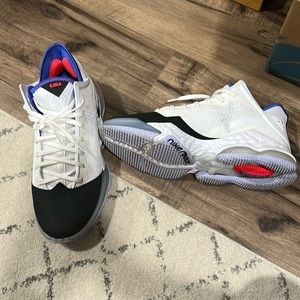 Nike basketball shoes